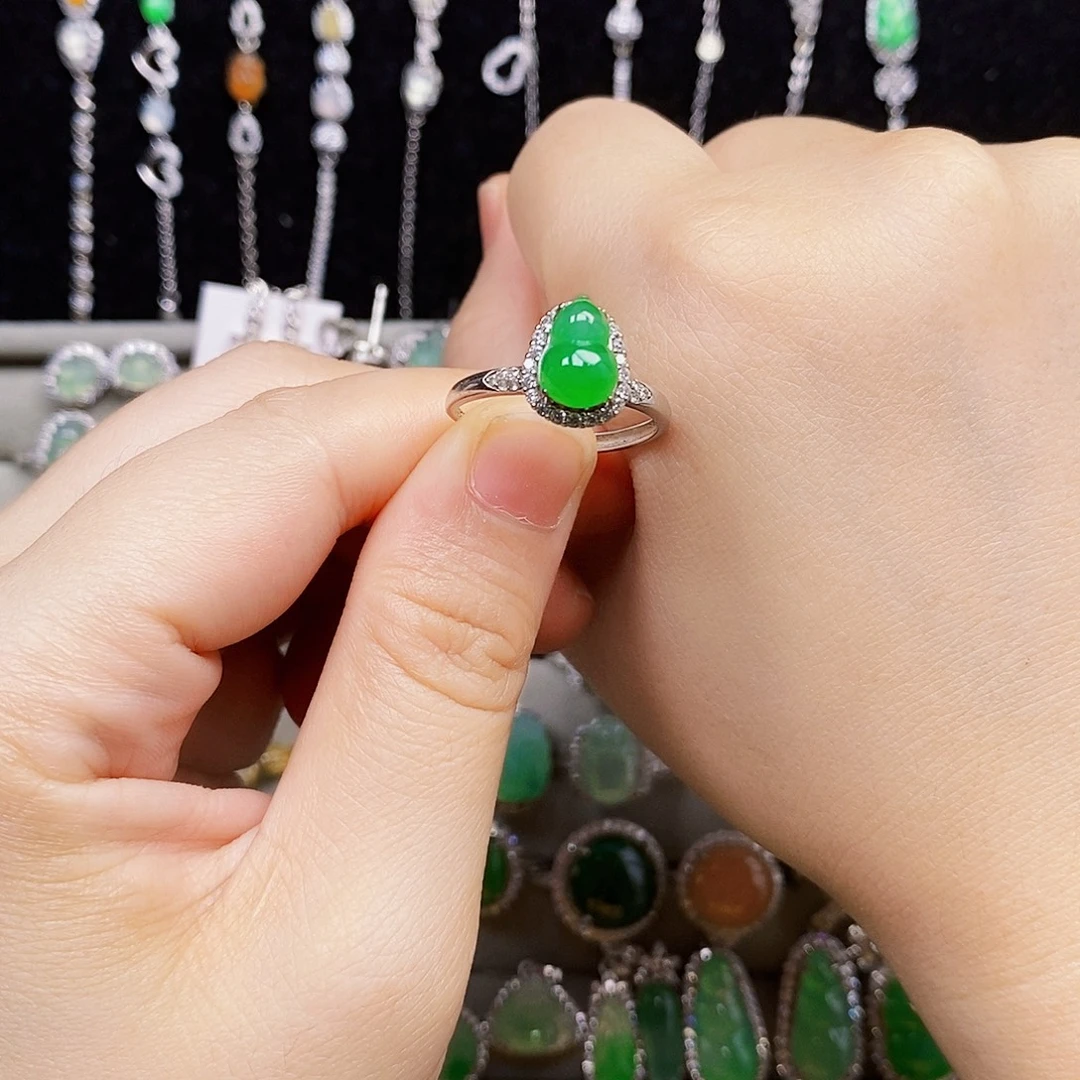 @***～翡翠银S925镶嵌戒指葫芦