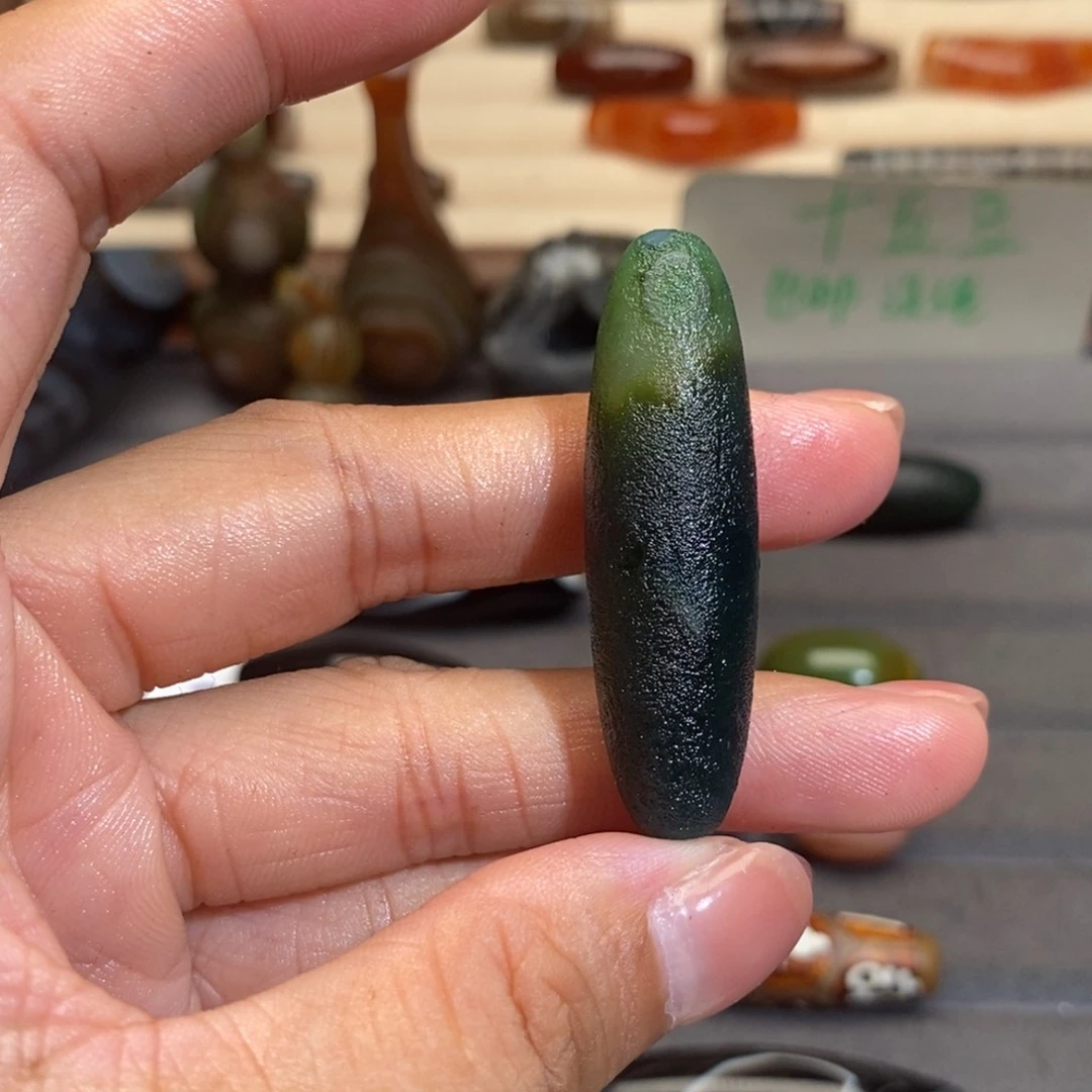 青****玛瑙/玉髓手链未镶嵌