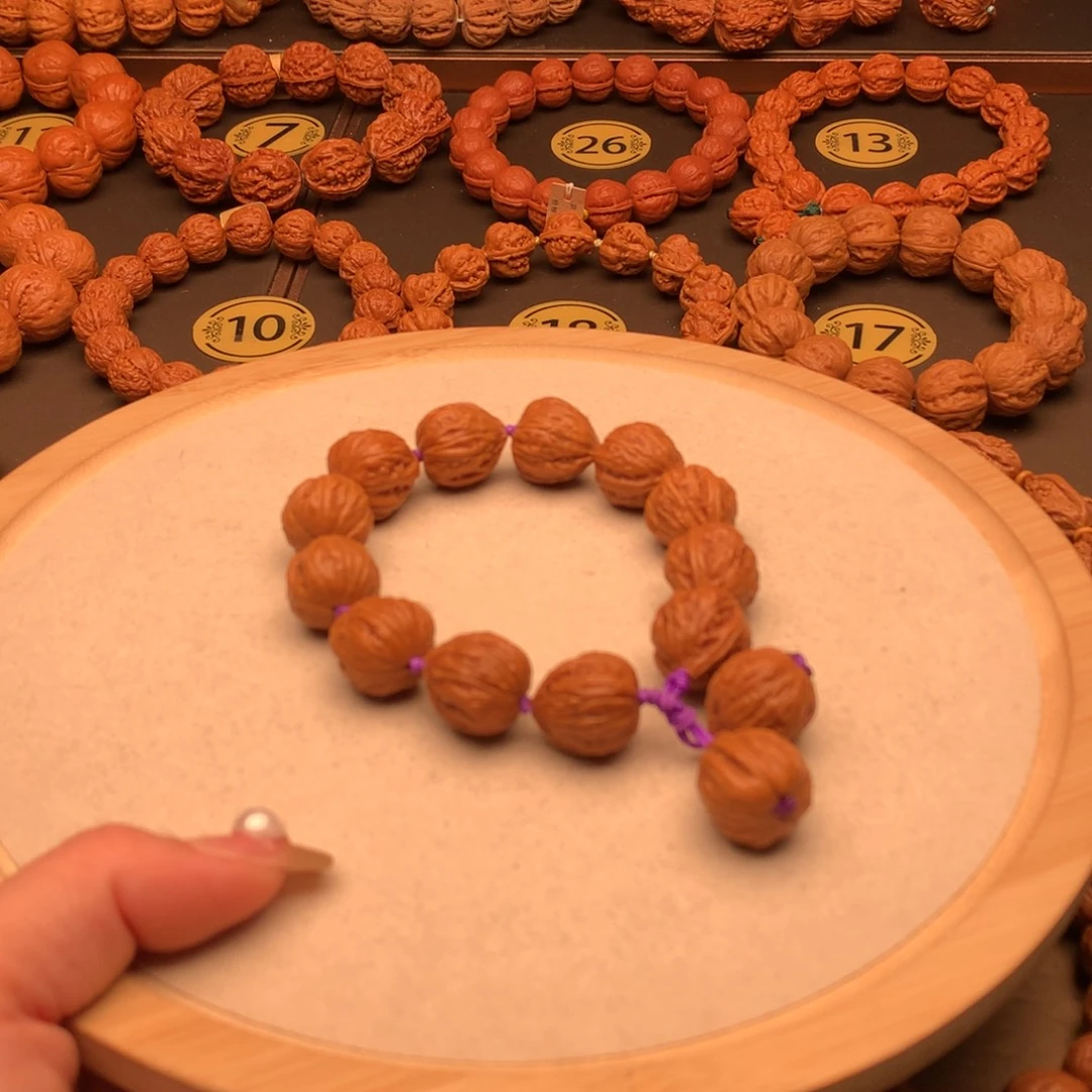 文玩核桃手串油皮爱心