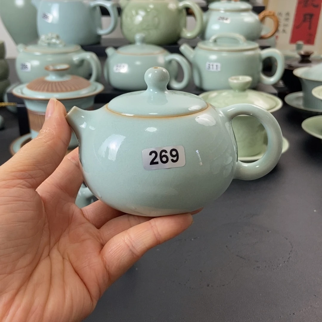 赵琳微瑕天青釉西施壶无礼盒