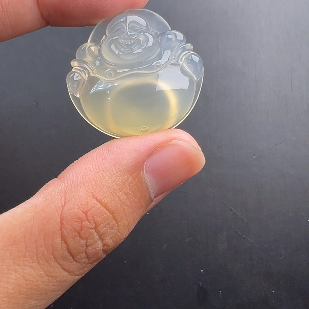 石英质玉（黄龙玉）未镶嵌颈饰