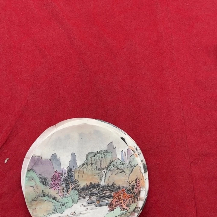 国画花鸟等图案为一体而