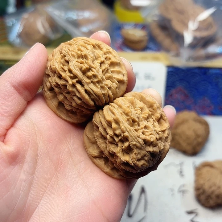 文玩核桃吊坠四座楼40+