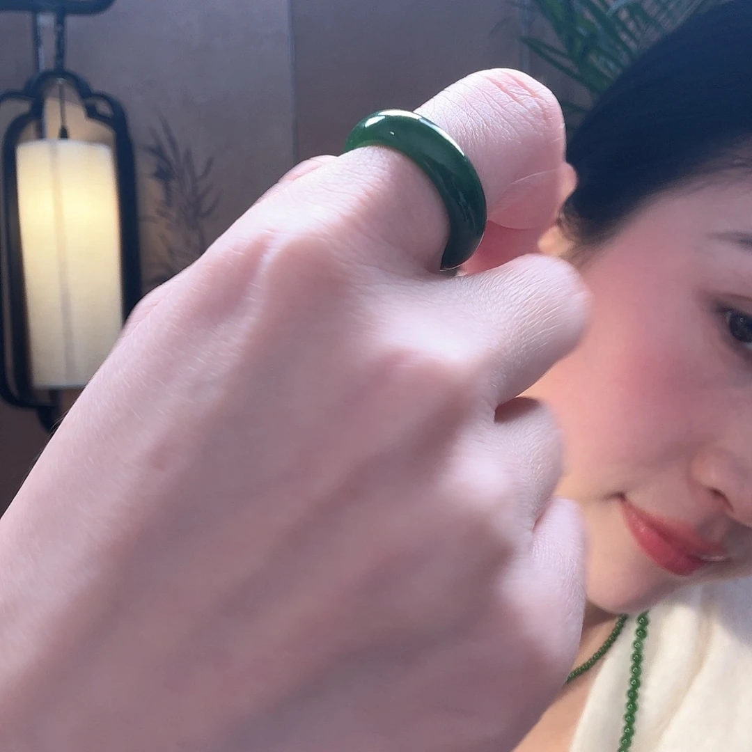 和田玉戒指未镶嵌