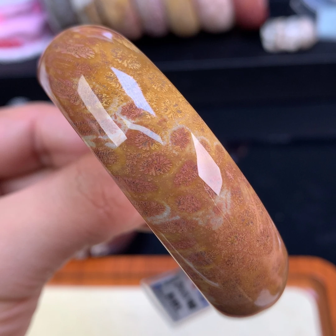 硅化珊瑚（珊瑚玉）未镶嵌颈饰35号红粉皮花58圈