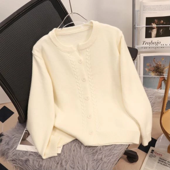 新款时尚百搭纯色麻花针织开衫