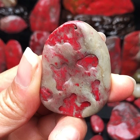 昌化鸡血石昌化鸡血石原石挂件