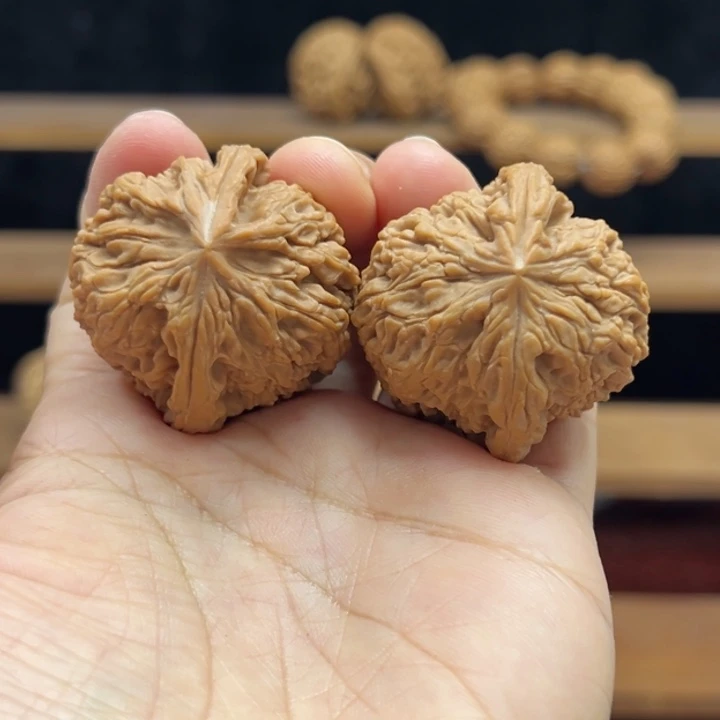 用***5涿鹿南京石文玩核桃