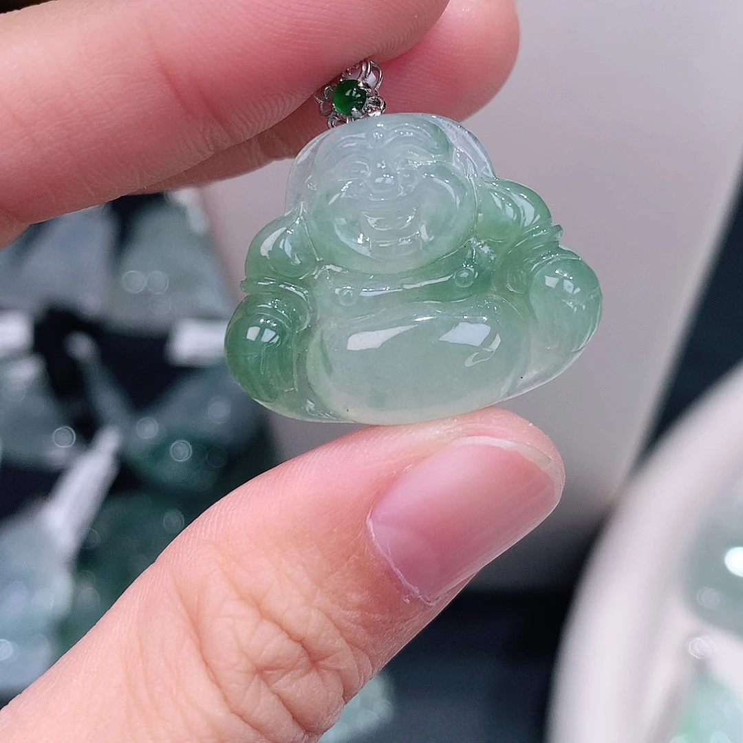 颈饰18K金镶嵌翡翠21.5-26.8-4.8