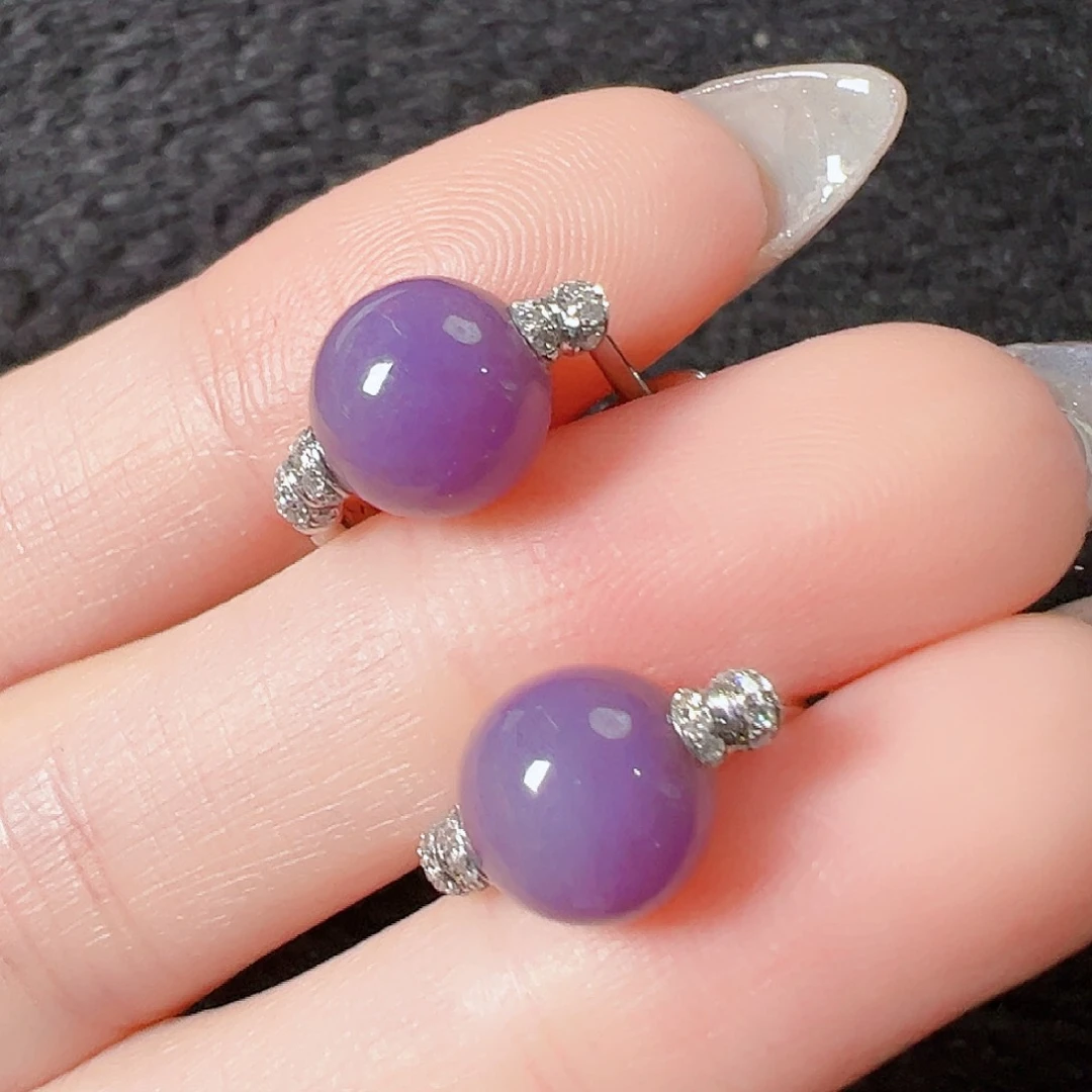 翡翠耳饰18K金镶嵌签收后24小时鉴赏期，过时不退