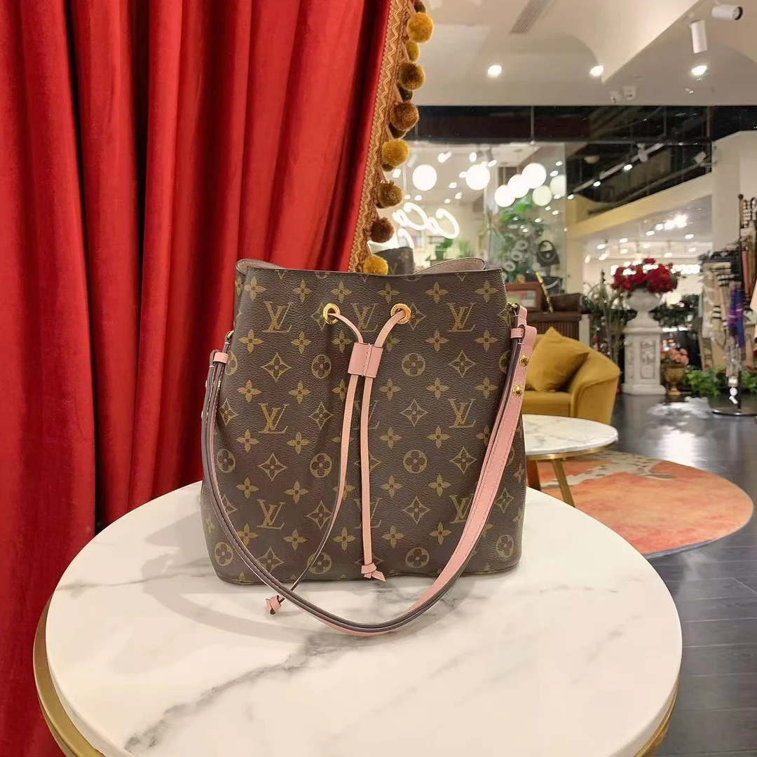 95新 LouisVuitton/路易威登 GGS粉水桶老花金扣芯片款 44241261