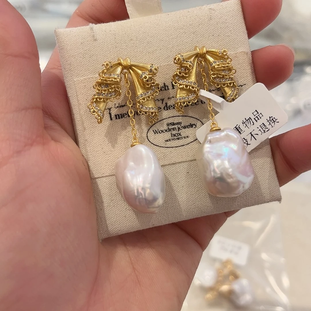 淡水珍珠耳饰合金