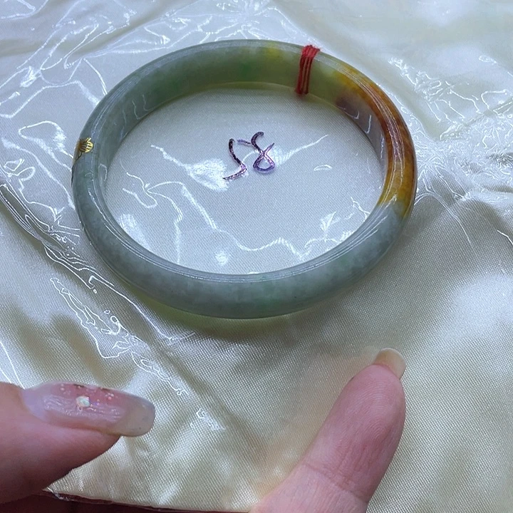 翡翠未镶嵌手镯手镯