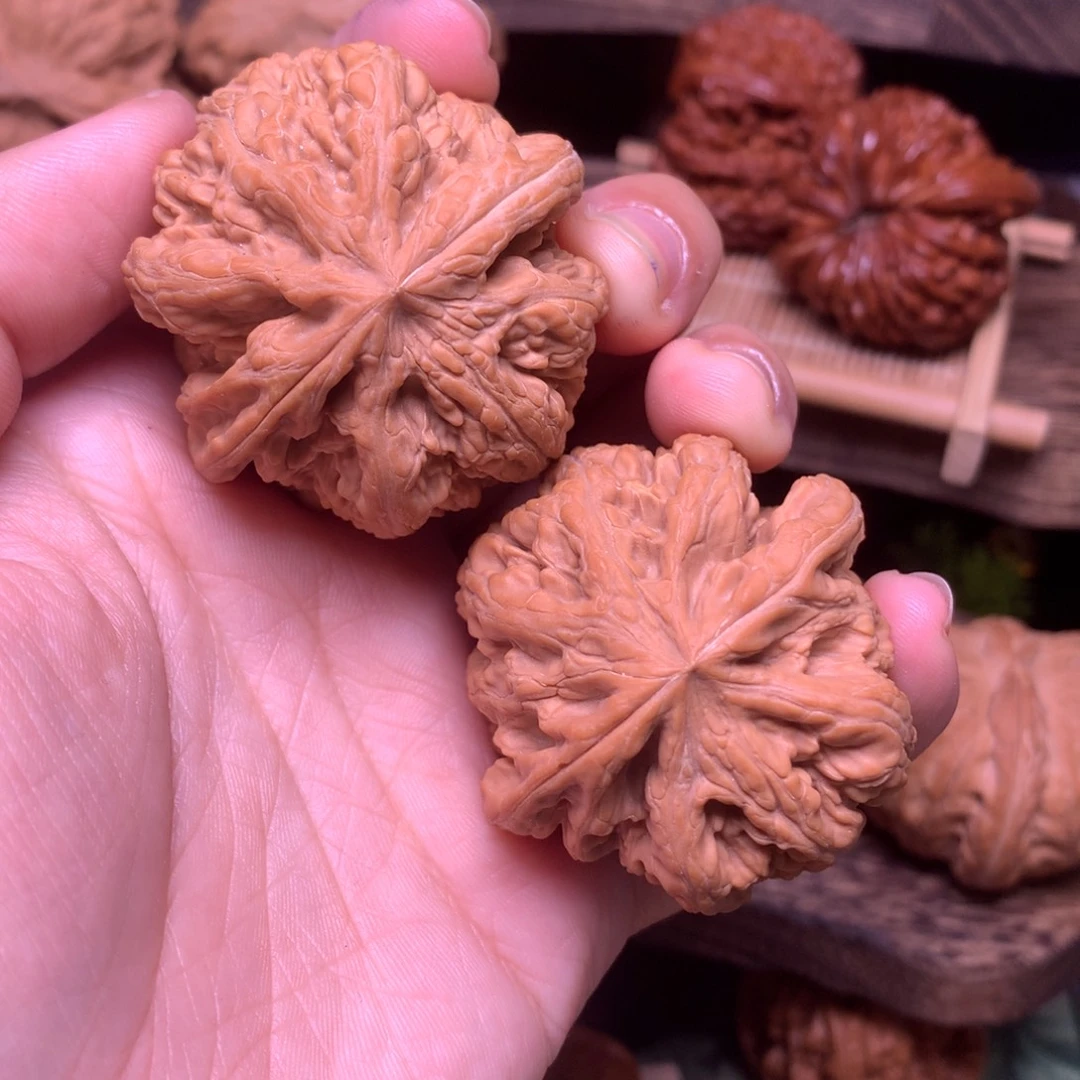 I***n文玩核桃吊坠44粗筋全