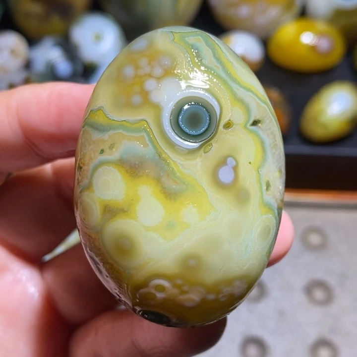 未镶嵌玛瑙/玉髓珠宝半成品71