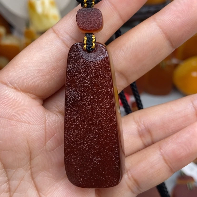 【闪购商品】琥珀颈饰未镶嵌
