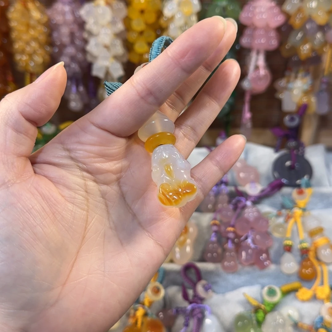 姓***娘玛瑙/玉髓未镶嵌钥匙挂件