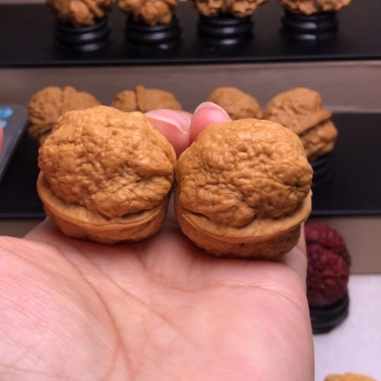 文玩核桃把件灵山老蟾31