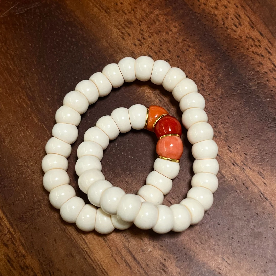 【星耀】天然红珊瑚”斜切大肠配饰7mm手串