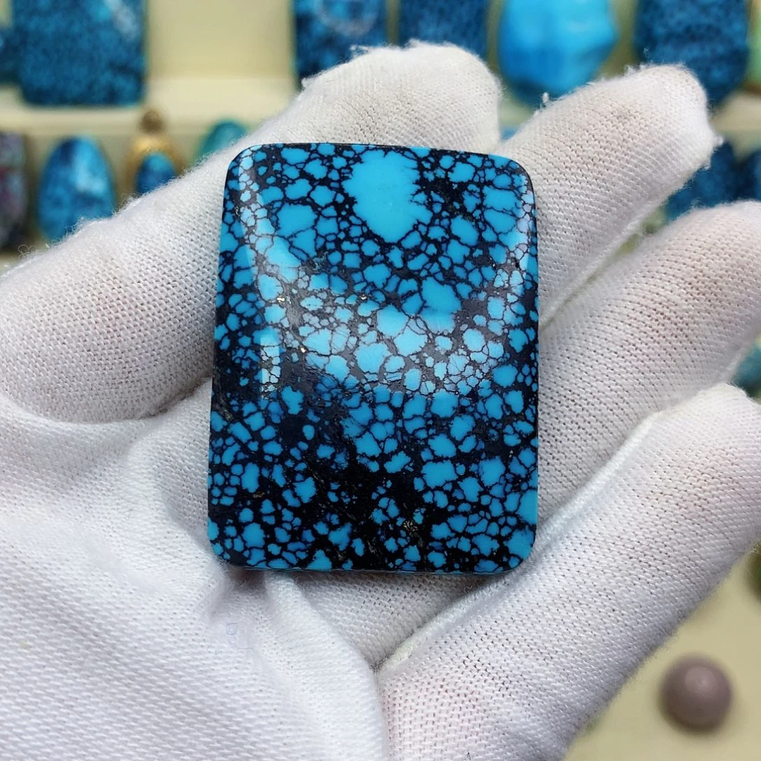 绿松石未镶嵌三彩随行