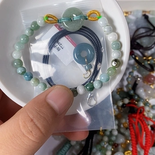 翡翠未镶嵌颈饰天然翡翠拍一发2