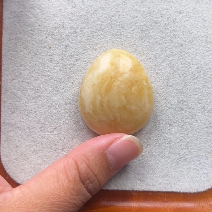 琥珀未镶嵌珠宝奇石M106号妖花