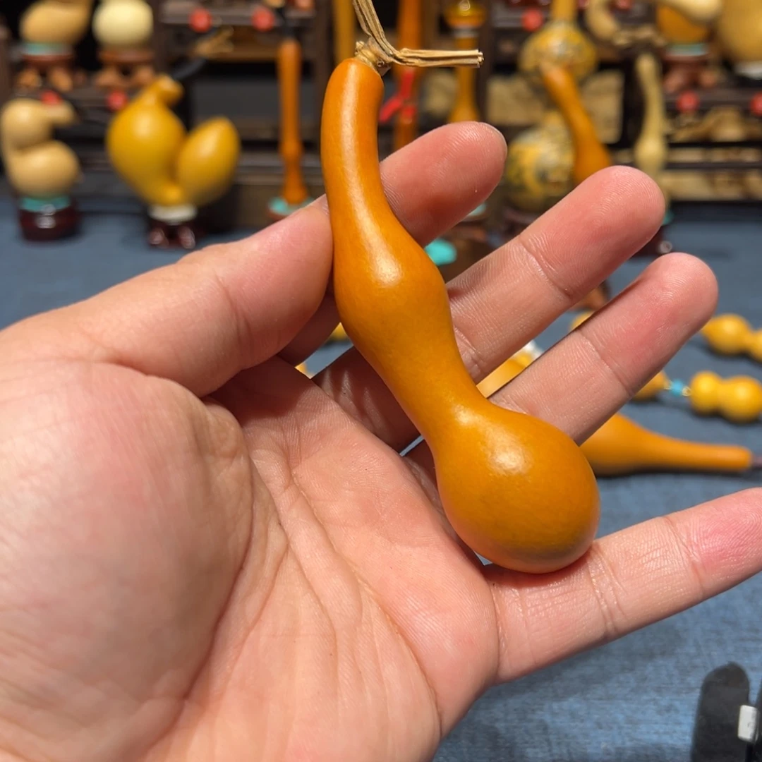 过***客个hv哈哈哥哥结婚后回家