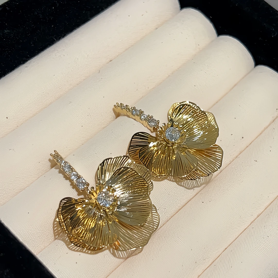 铜合金耳饰 高级感精致轻奢镂空花朵夸张耳环