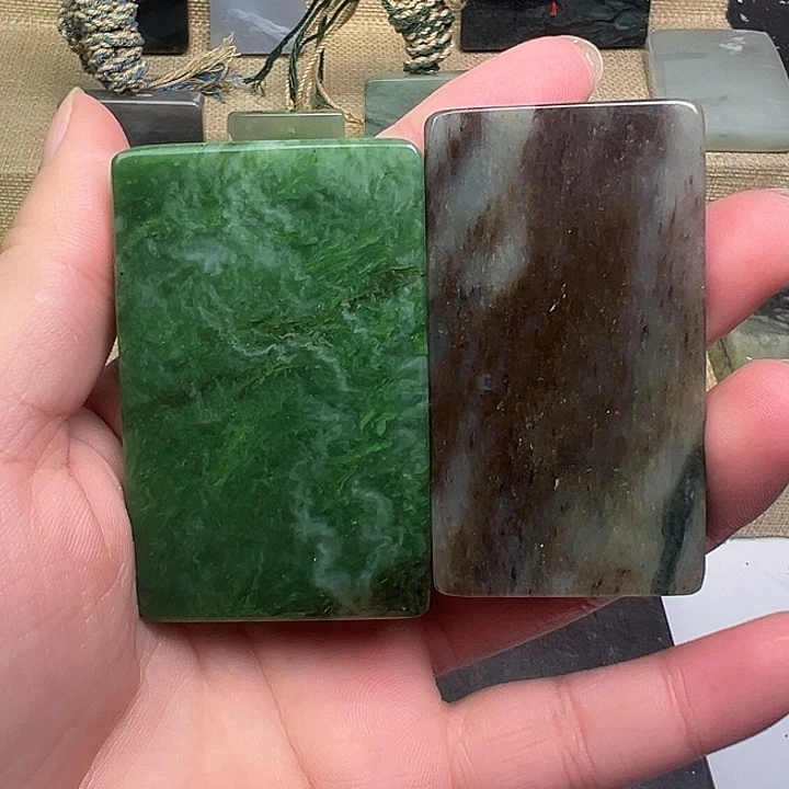 和田玉未镶嵌珠宝半成品碧玉微瑕