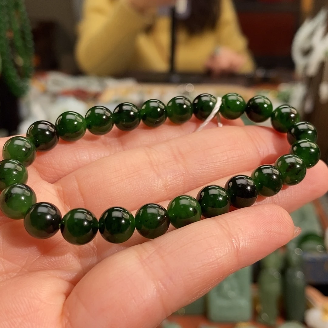 夏***子和田玉未镶嵌手链