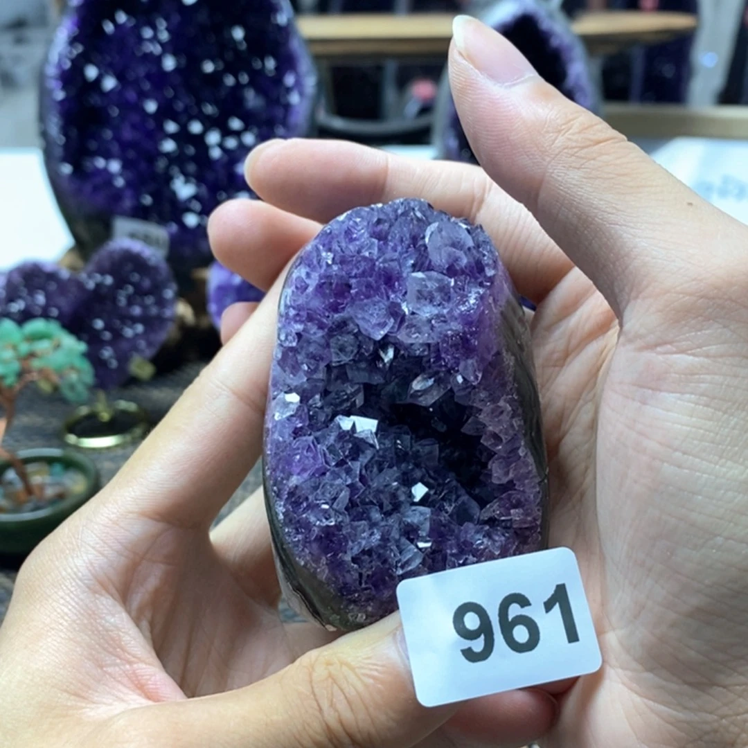 未镶嵌大型摆件（非配饰）水晶