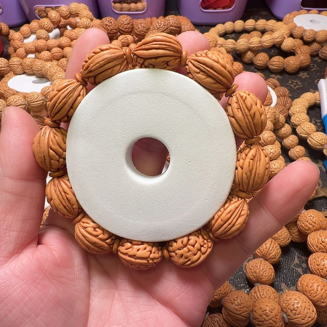 桃核手串虎纹龙脊钱袋子16