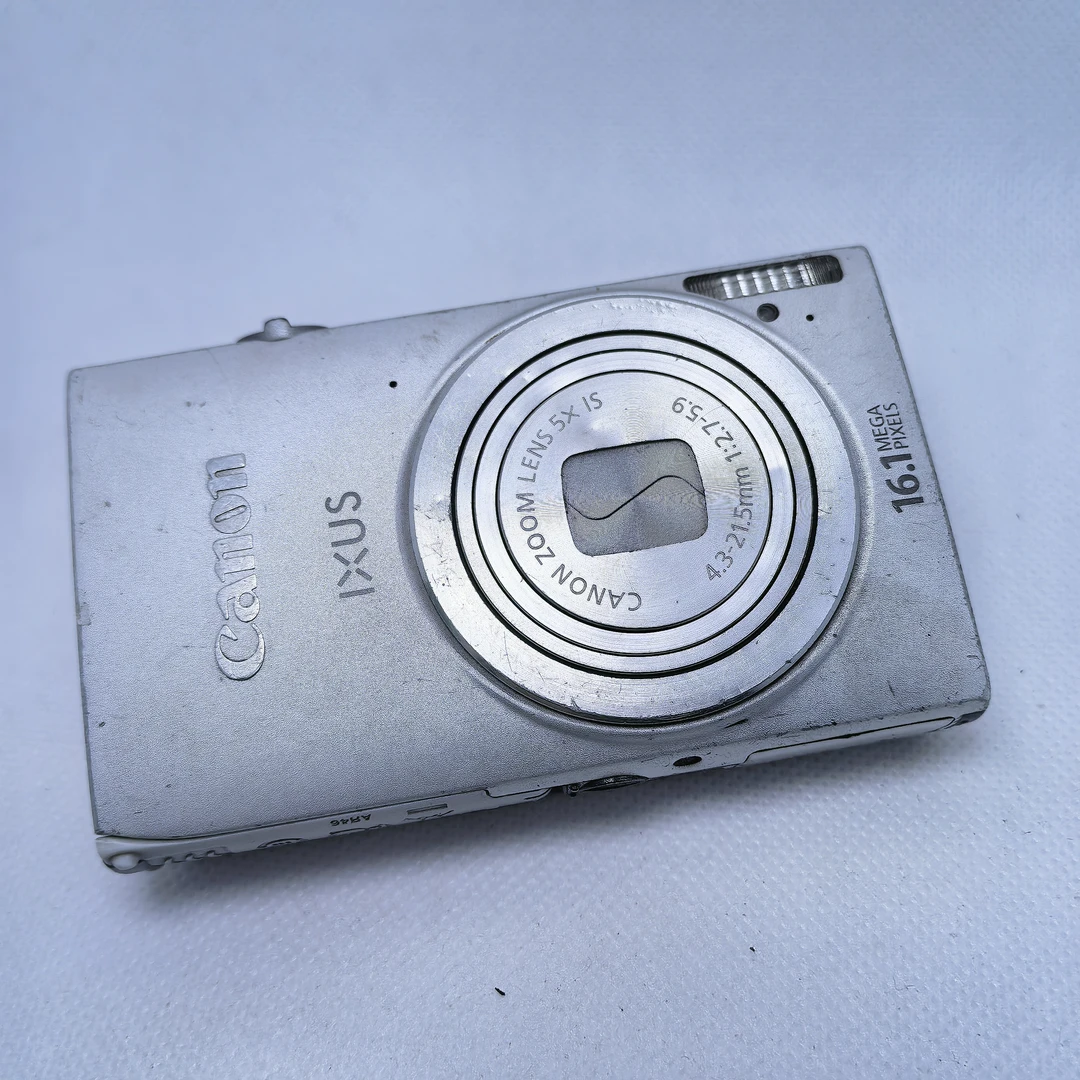 8新 Canon/佳能 佳能ixus245hs 配件齐功能完好外观如图NO退换