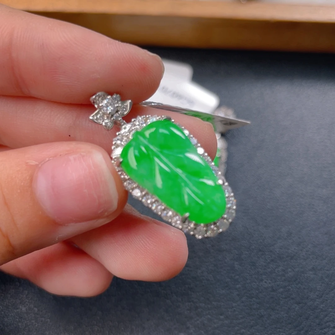 翡翠银S925镶嵌吊坠(不含链)h h j n