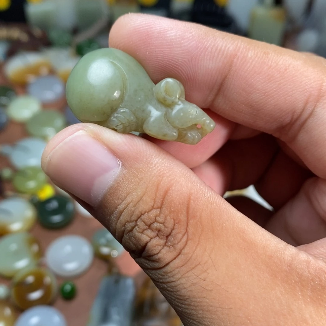 和田玉未镶嵌吊坠(不含链)
