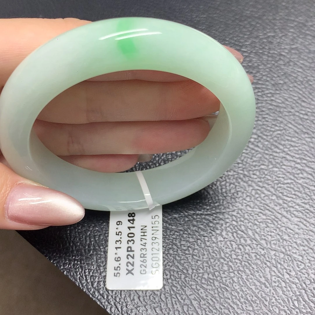 翡翠手镯未镶嵌天然缅甸翡翠