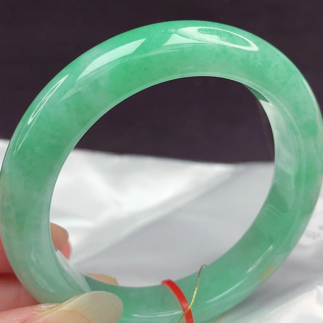 翡翠未镶嵌手镯5556圈515