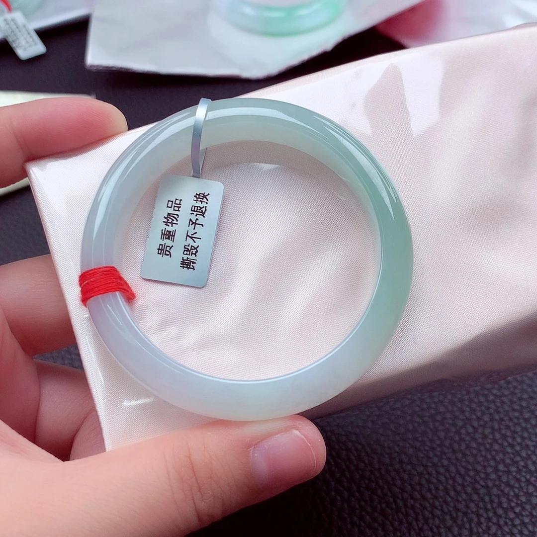 翡翠未镶嵌手镯天然缅甸翡翠A货