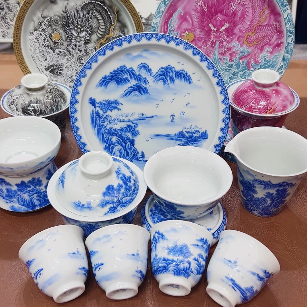 摆件景德镇陶瓷艺术展演厅及景德镇