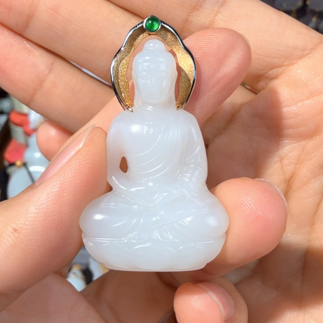颈饰18K金镶嵌和田玉