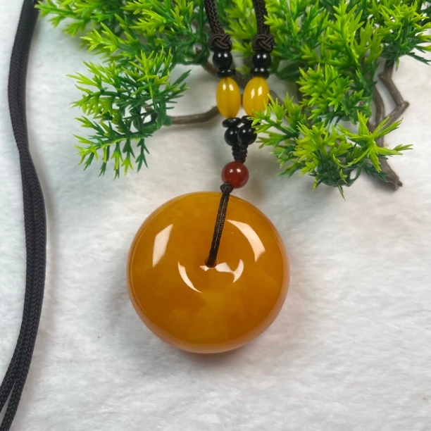 W043古巴新蜜蜜糖红平安扣