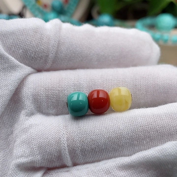 绿松石配饰未镶嵌