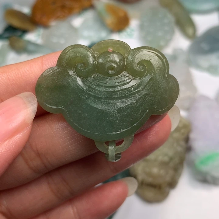 未镶嵌定制翡翠翡翠
