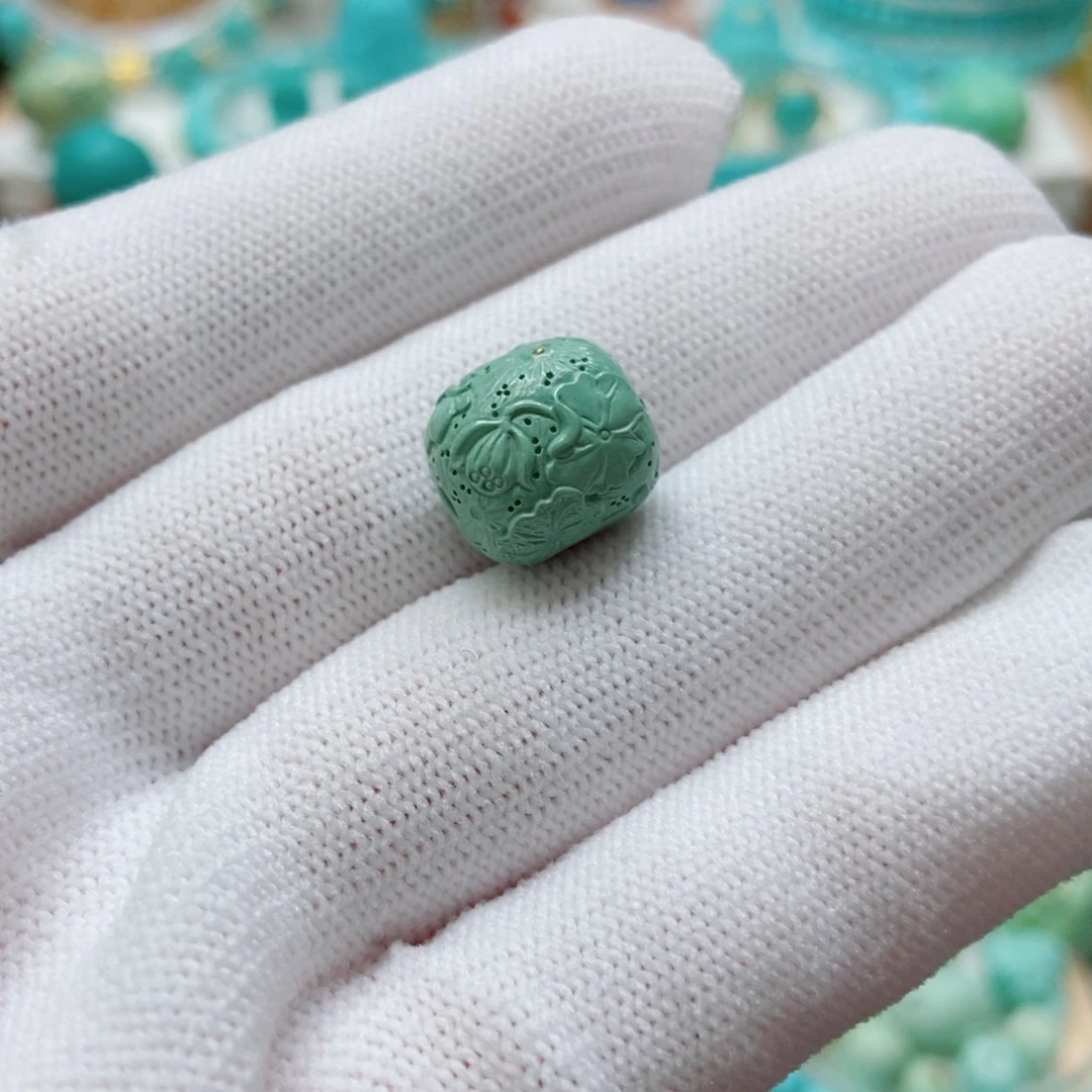 绿松石未镶嵌莲花珠子12mm