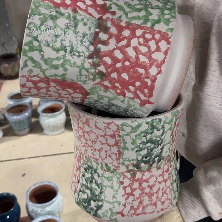 高度22厘米口20厘米