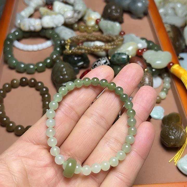 和田玉（糖玉）未镶嵌珠宝奇石