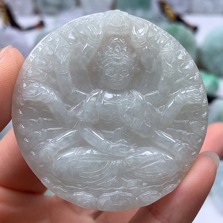 翡翠未镶嵌颈饰千手观音福利