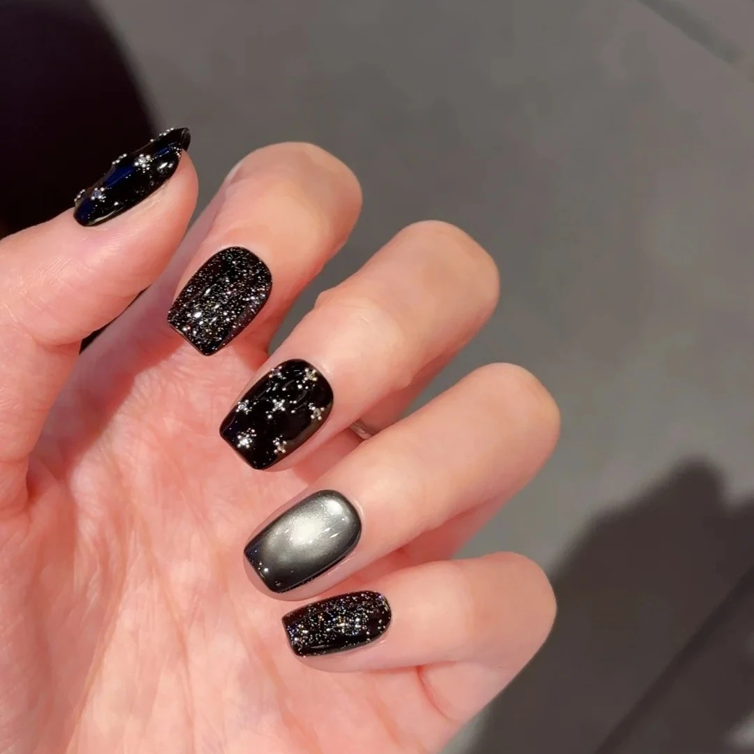 手工穿戴甲爆闪ab鸳鸯款黑白猫眼点钻纯欲显白美甲秋冬酷感穿戴甲