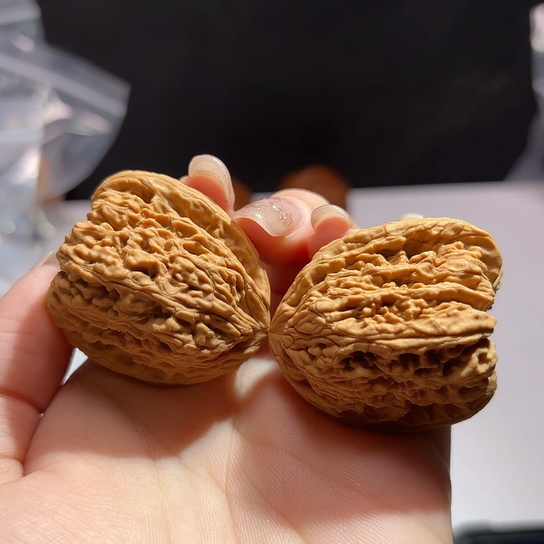 吊坠文玩核桃25号链接超大留疤