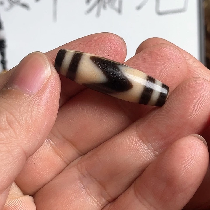 玛瑙/玉髓颈饰合金